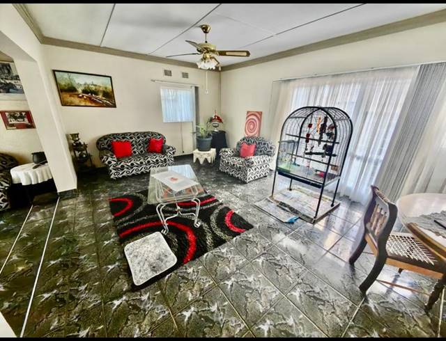 3 BEDROOM HOUSE FOR SALE IN VANDERBIJLPARK SE 1